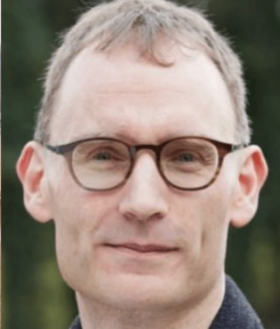 Professor Lockdown Resigns After Breaking Own Lockdown Rules to Meet&nbsp;Lover