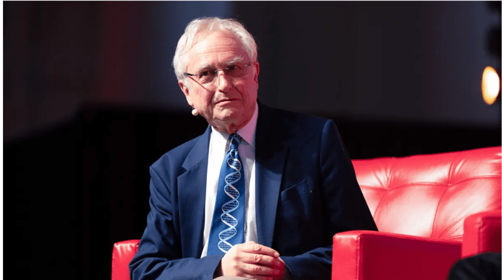 Richard Dawkins leaves atheist foundation after it unpublishes article saying gender based on&nbsp;biology