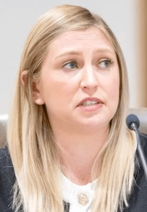 Father of children involved in crash calls on regent to resign over DUI&nbsp;charge