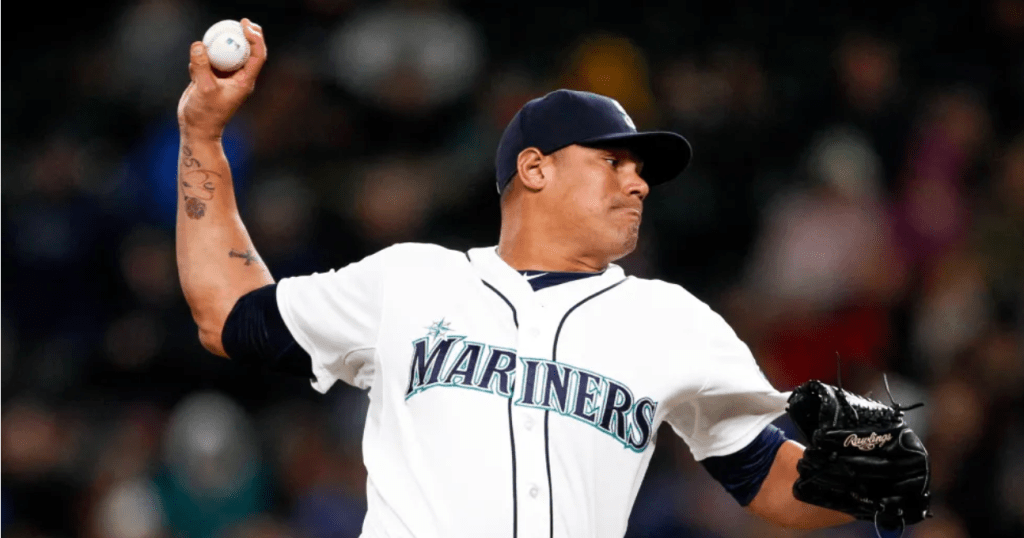 Former MLB pitcher Yoervis Medina dead at 37 after heart attack, car&nbsp;crash